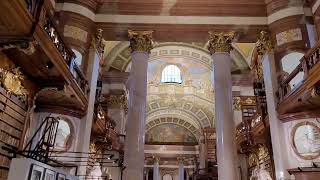 Rundumblick im Österreichischen Nationalbibliothek in Josefsplatz Wien [upl. by Kraul450]