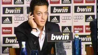 Özil nuevo fichaje del Real Madrid [upl. by Thun986]