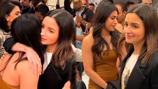 Alia Bhatt got angry after hugging Rashmika Mandanna Rashmika Mandanna hugs Alia Bhatt [upl. by Amando]