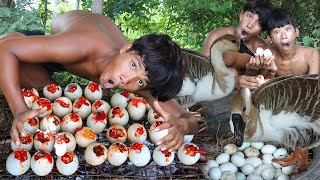 Ultimate Jungle Feast Primitive Egg Recipe Cooking amp Eating Adventure  Delicious Wilderness Dining [upl. by Einobe]