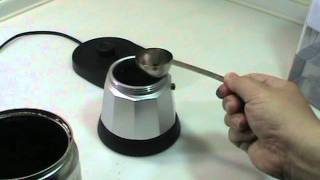 How to use the DeLonghi MKE6 automatic Espresso pot maker [upl. by Oiramaj848]