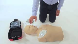 Come si Usa un Defibrillatore Semiautomatico FRX [upl. by Bovill]