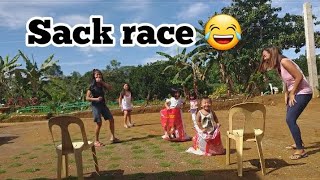 SACK RACE SA MGA BATA [upl. by Ettesil223]