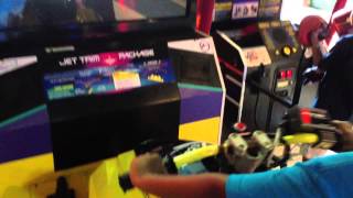 Skee Ball Wave Runner Giant Claw Machine [upl. by Adila52]