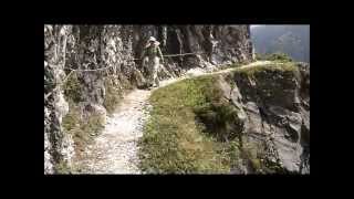 ZhuiluJhuilu Old Trail Hike in Taroko National Park [upl. by Araj685]