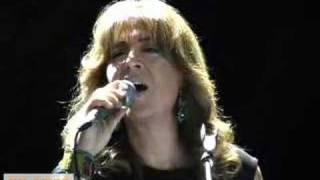 Maria del Mar Bonet canta El país secret [upl. by Jedlicka325]