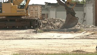 Old Marietta High School meets the wrecking ball [upl. by Quartas471]