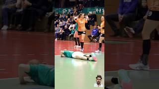 Under arm handballpic handball volleyball sports handballers [upl. by Ivens]