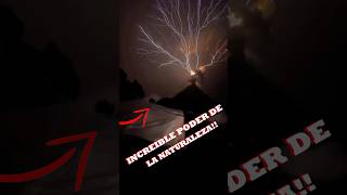 Impactante Erupción Volcánica con Rayos 😱erupciónvolcánica fenómenonatural tormentaeléctrica [upl. by Zaraf]