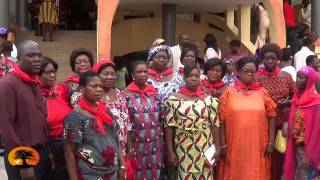 Les femmes sinistrées dAssigamé à la sortie du culte au Temple du calvaire à Lomé 5114 [upl. by Grey]