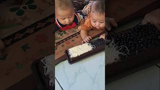 Dede abyan sama najwan pengen makan brownis [upl. by Cord]