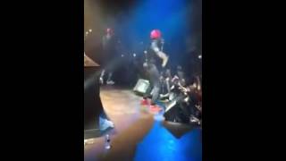 EXCLUSIVITE CONCERT DE FALLY IPUPA EN FEAT MHD titre  MA VIE 2016 [upl. by Anailuj801]