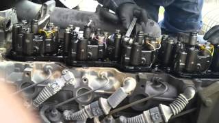 DAF XF 105 410460 rocker arm adjustment HD [upl. by Waddell261]