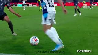 el lindo caño de Nicolás Castro al jugador de Talleres Julián Malatini Talleres vs Arsenal [upl. by Trini]