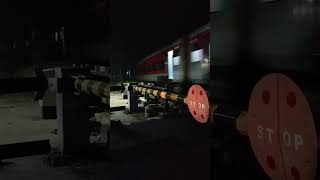 Duronto gotite pass korlo  express train train expresstrain indianrailways youtubeshorts [upl. by Ayekan]