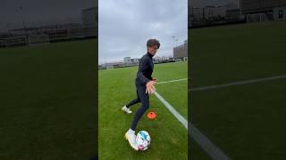 The “Robben” dribbling drill ⚡️⚽️ [upl. by Uchida229]