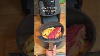 Steak and chips cooked in an air fryer quick and easy shorts [upl. by Aseret]