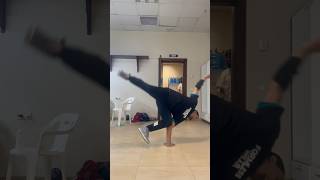 Bboy gravedad with the music 🕺🕺🕺🤸🏾‍♀️🤸🏾‍♀️🤸🏾‍♀️🔥🔥🔥 [upl. by Adaurd27]