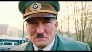 Er ist wieder da look whos back Hitler is pepper sprayed by a German mother [upl. by Aihsiyt]