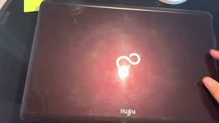 Reviewing the Fujitsu Lifebook AH530 Laptop with the Windows 10 and 11 Operating Systems [upl. by Srini]