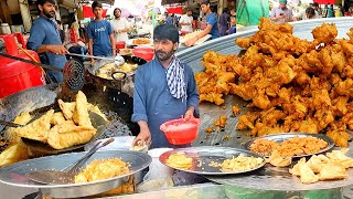 PAKISTANI TRADITIONAL STREET FOOD  CHEAPEST FOOD POINT IN LAHORE [upl. by Nnairb]