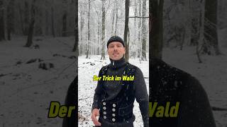 Zollstocktrick im Wald die Weihnachtszeit ist eingeläutet handwerk shorts comedy tricks [upl. by Irahs898]