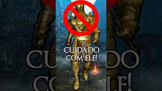 CUIDADO COM ESSE CARA EM DARK SOULS darksouls [upl. by Alliuqet]