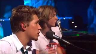 Hanson  MMMBop Underneath Acoustic Live [upl. by Service258]