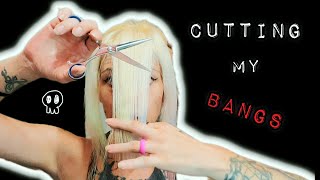 CUTTING MY BANGS TRYING A LAYERED BANG HAIRCUT TUTORIAL [upl. by Hedve]