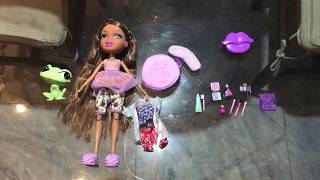 BRATZ SLEEPOVER PARTY  YASMIN  UNBOXING amp REVIEW  BRATZ COLLECTION [upl. by Eyram]