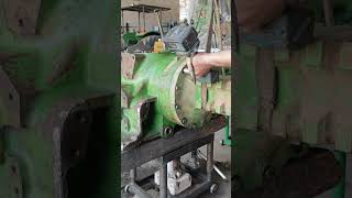 john deere 2130 motorumuzun sağ kovan montajı keşfet johndeere tamir fixed [upl. by Clio]