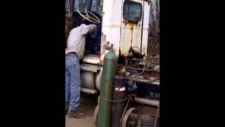 straight piped detroit diesel [upl. by Brace]