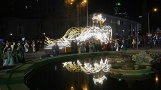 Three Kings parade to celebrate the Epiphany delights crowds in Madrid [upl. by Lazos255]