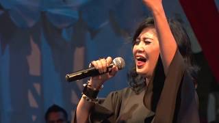 Jakarta Melayu Festival 2017  Hikayat Cinta Negeri Melayu  Erie Suzan [upl. by Hnim]