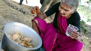 My 105 years Grandmas Village Style Chicken Curry  Chicken Recipe  Country Foods [upl. by Gotthelf]