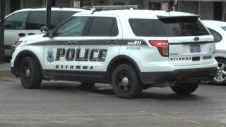 Ottumwa man arrested after barricading himself in motel room for two hours [upl. by Lau104]