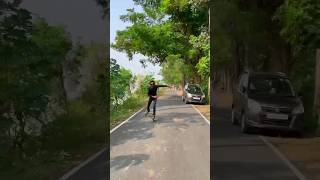 Viral inline skating public reaction 😄😛rollerskating inlineskatinglover skater rollersketing [upl. by Oigolue]