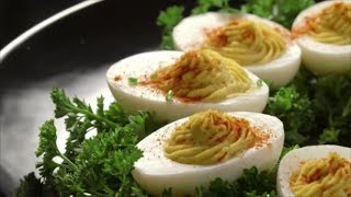 Nigella Lawsons Secret to PicturePerfect Deviled Eggs  Southern Living [upl. by Cox]