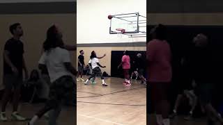 FLOATER GAME 😎🔥🫴🏿🤌🏿 basketballshorts shorts floater lafitness highlights sub like [upl. by Ambie25]