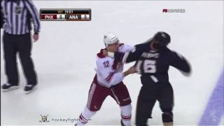 Paul Bissonnette vs George Parros Dec 5 2010  Phoenix feed [upl. by Yrannav]