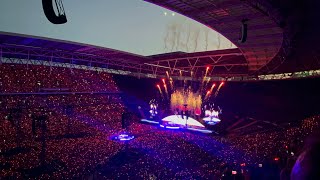 Coldplay Paradise live in Wembley Aug 20th 2022 [upl. by Gibbon]