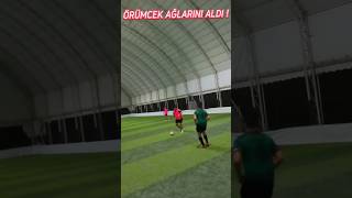 Klas vuruşuyla kaleciyi çaresiz bırakıp köşedeki örümcek ağlarını aldı  futbol maç halisaha [upl. by Tyree]