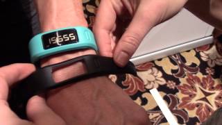 Hands on with the Garmin vivofit at CES 2014 [upl. by Philipson]