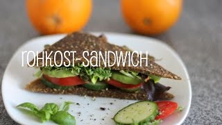 RohkostSandwich mit Schwarzbrot und Senf [upl. by Chadd]