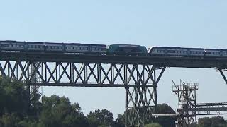 DieselLokomotiven BR 218 und BR 245 über die Hochdonner Eisenbahnhochbrücke mit Schiffsverkehr [upl. by Alin]