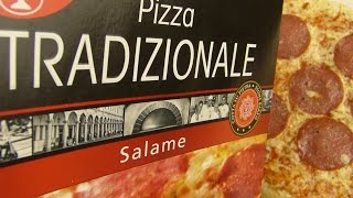 Dr Oetker Pizza Tradizionale Salame [upl. by Neelac]