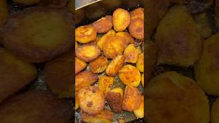 Crispy Roast Potatoes with Rosemary and Garlic thanksgivingrecipes potatorecipe comfortfood [upl. by Niarbo]