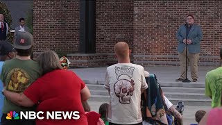 Georgia community holds vigil following high school shooting that killed four [upl. by Fanning]