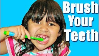 Learn to Brush Your Teeth with Toddler Lilly  Educational Videos [upl. by Eeslek]