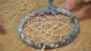 How to Make a Dreamcatcher ドリームキャッチャー作り [upl. by Blanka]